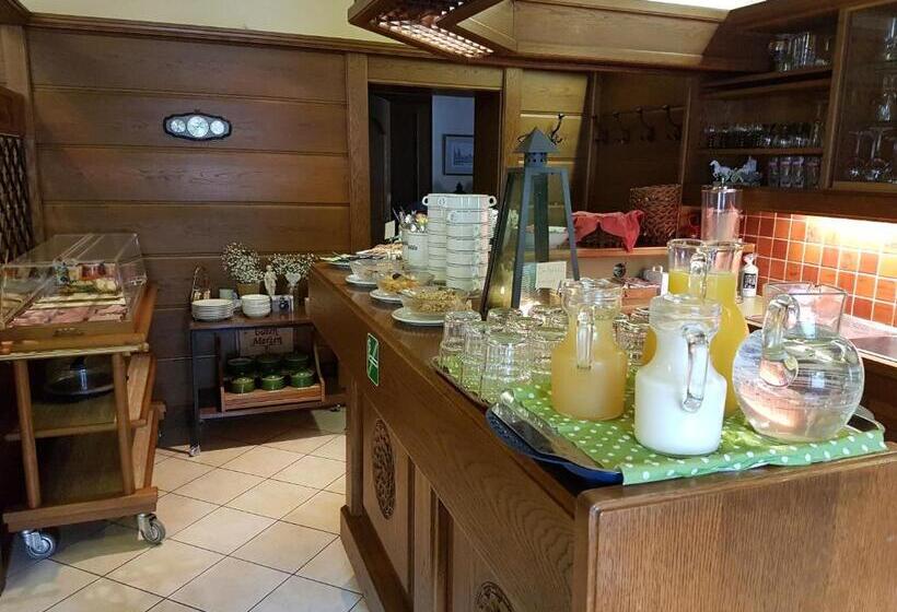 Helenental Pension & Apartments