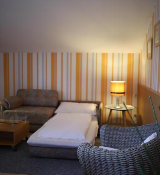 Helenental Pension & Apartments