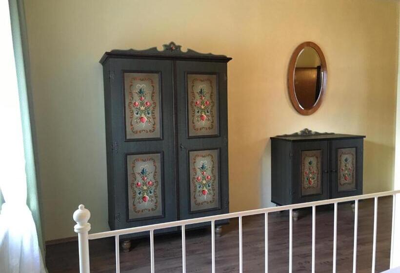 Helenental Pension & Apartments