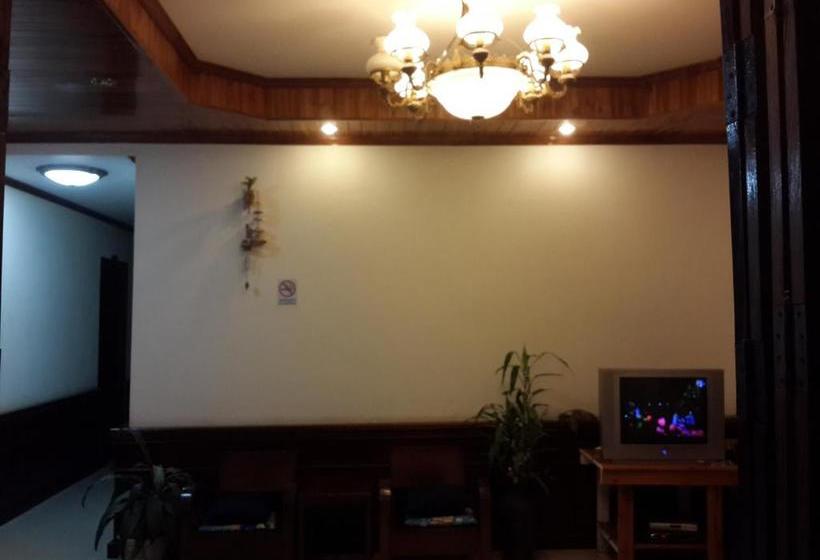 ペンション A Tee Guesthouse