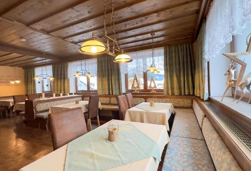 펜션 Alte Schmiede