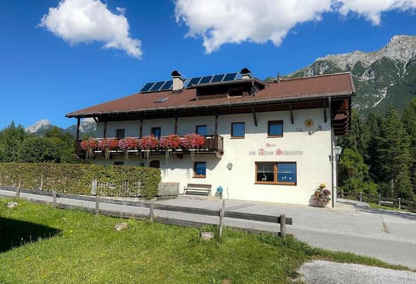 펜션 Alte Schmiede