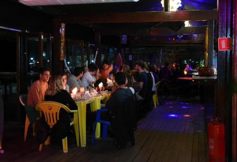 ペンション Aquario Pousada Hostel   Night Club