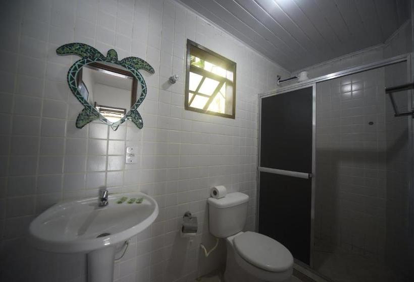 ペンション Aquario Pousada Hostel   Night Club