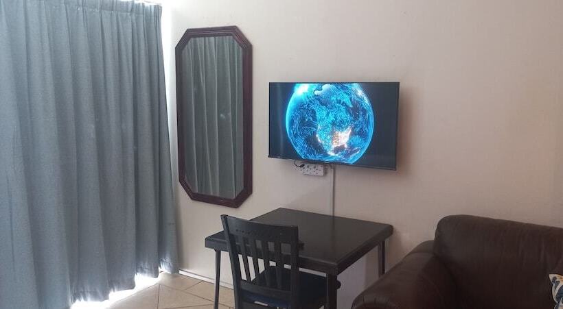 ペンション Bentley On The Beach