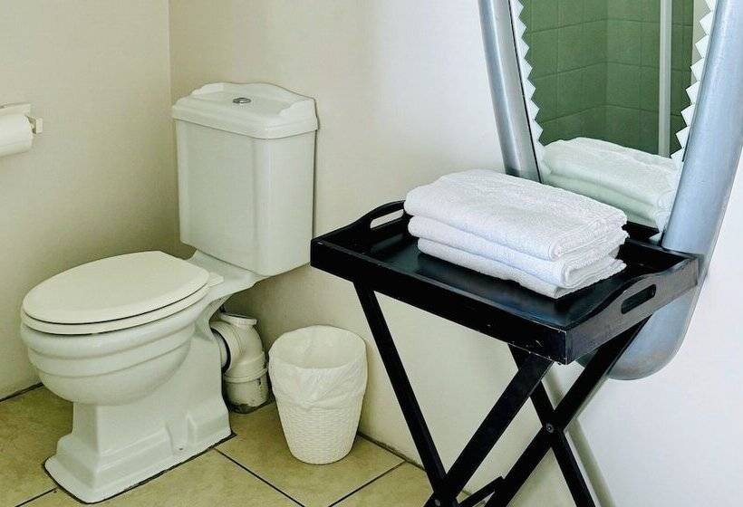 ペンション Bentley On The Beach