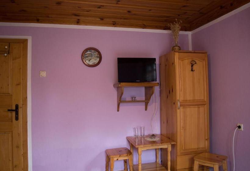 פנסיון Bobi Guest House