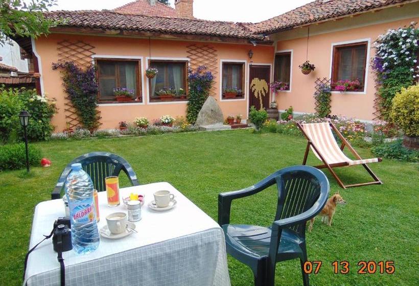 פנסיון Bobi Guest House