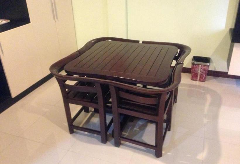 פנסיון Cempaka Mas