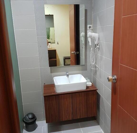 פנסיון Cempaka Mas