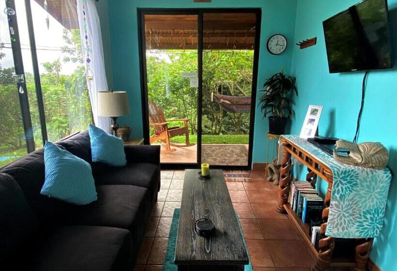 بنسيون Encantada Guest House