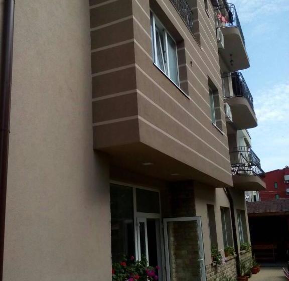 Пансион Fits Guest House