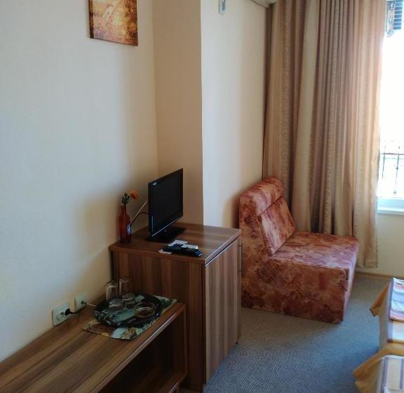 Пансион Fits Guest House