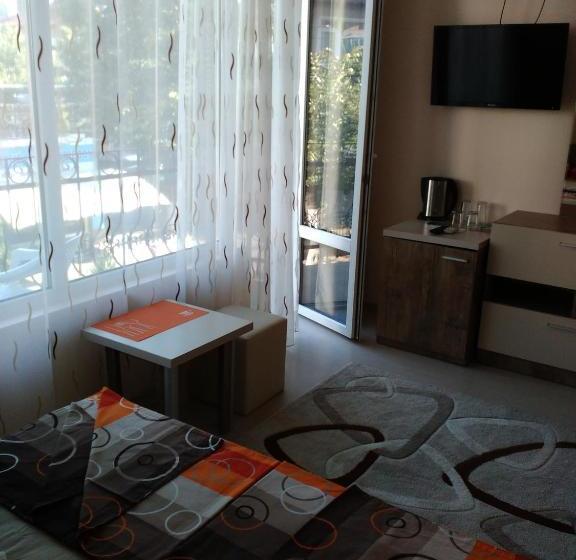 Пансион Fits Guest House