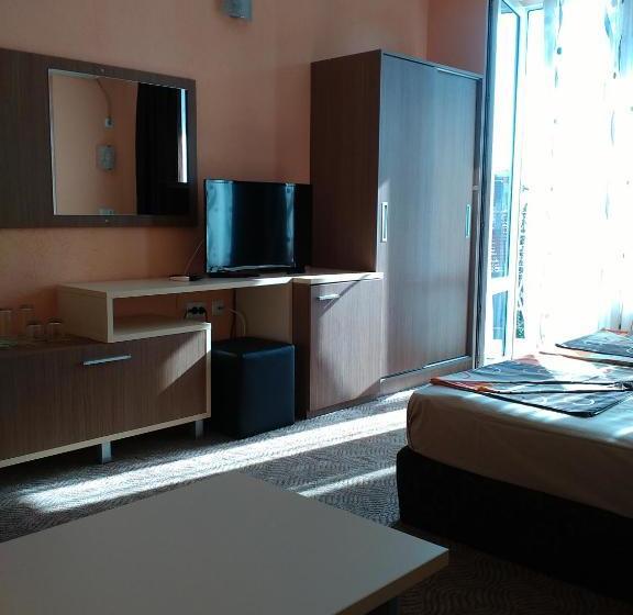 Пансион Fits Guest House