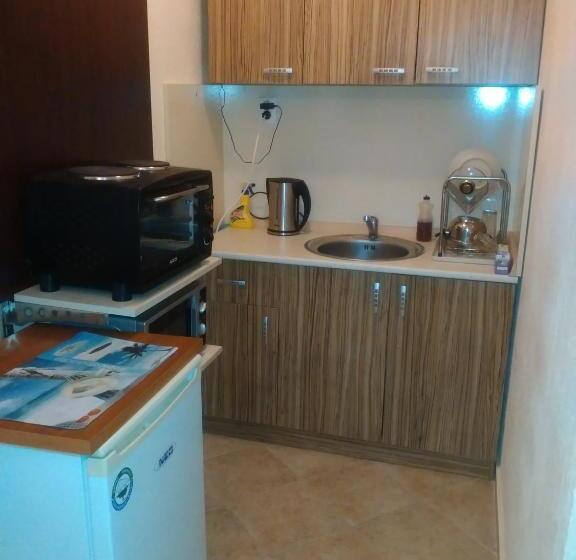 Пансион Fits Guest House