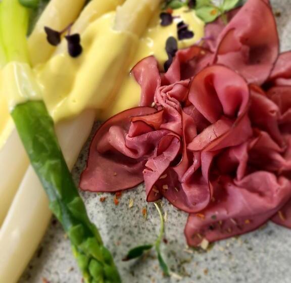 پانسیون Gasthof Zur Schmiede