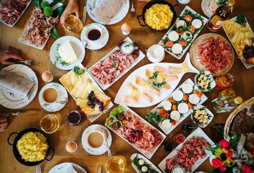 پانسیون Gasthof Zur Schmiede