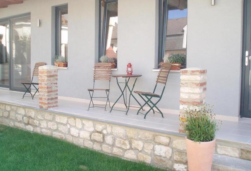 Пансион Gästehaus Auer Fritzi