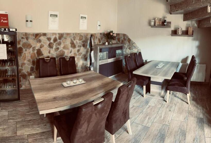 Пансион Gästehaus Auer Fritzi