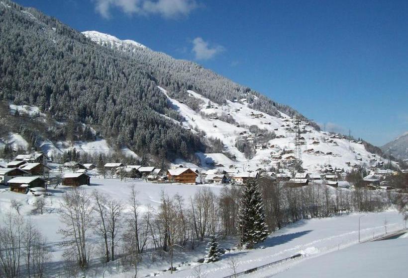 ペンション Gästehaus Sahler