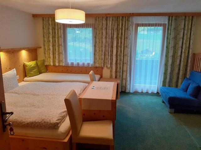 ペンション Gästehaus Sahler