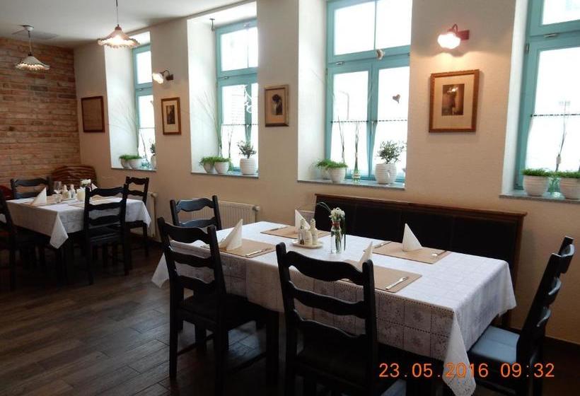 پانسیون Rooms & Apartments Parma