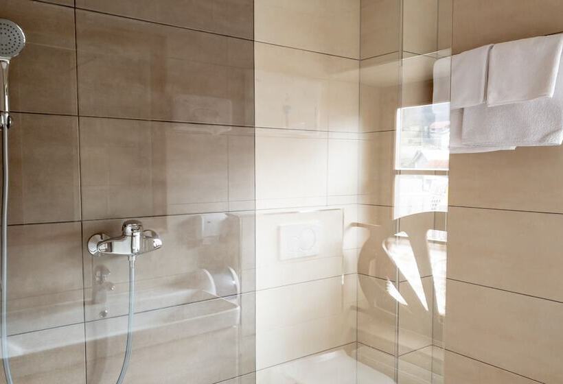 پانسیون Guest House Pri Cesarju