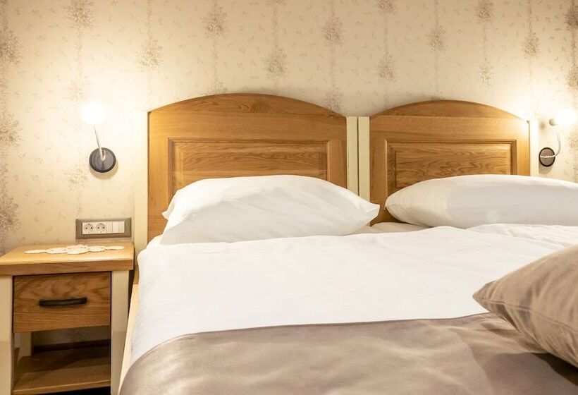 پانسیون Guest House Pri Cesarju