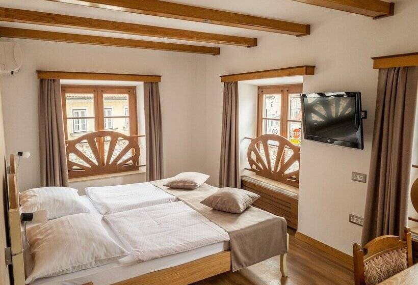 پانسیون Guest House Pri Cesarju