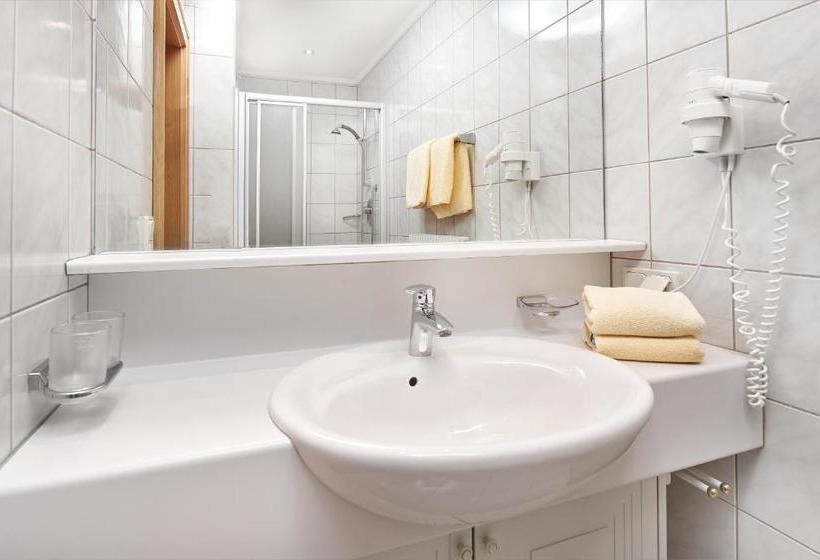 بنسيون Jagdhof