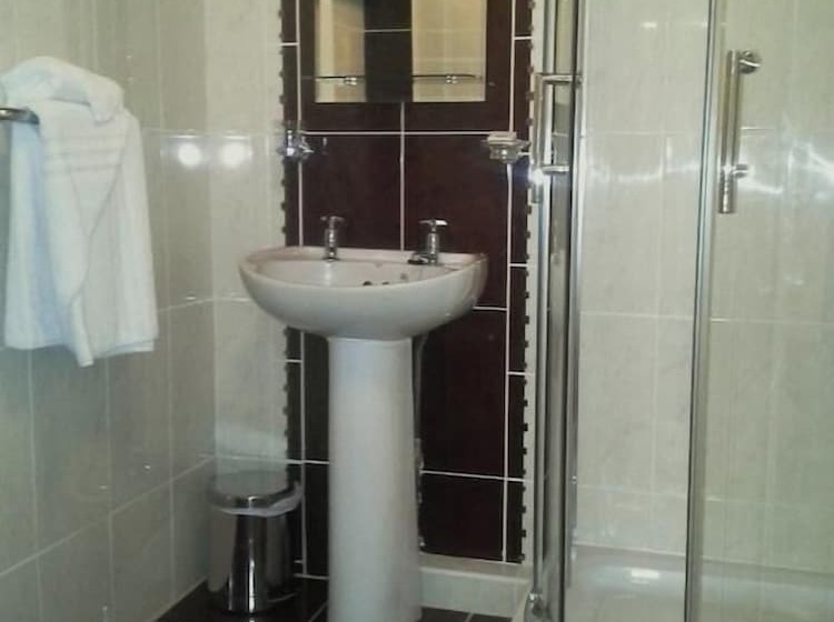 Пансион Jim Mcgee's