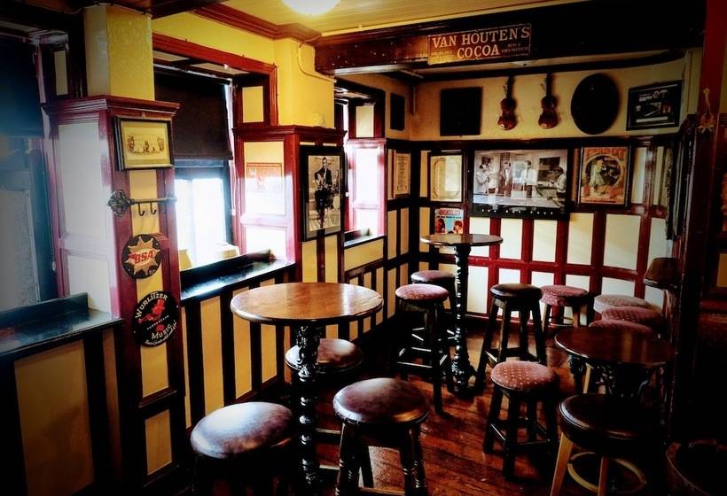 Пансион Jim Mcgee's