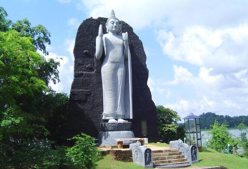 بنسيون Lak Nilla Guest House