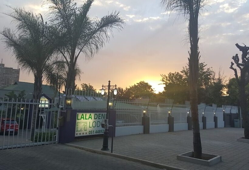 بنسيون Lala Dene Lodge