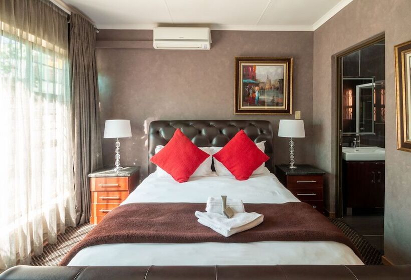 بنسيون Lala Dene Lodge