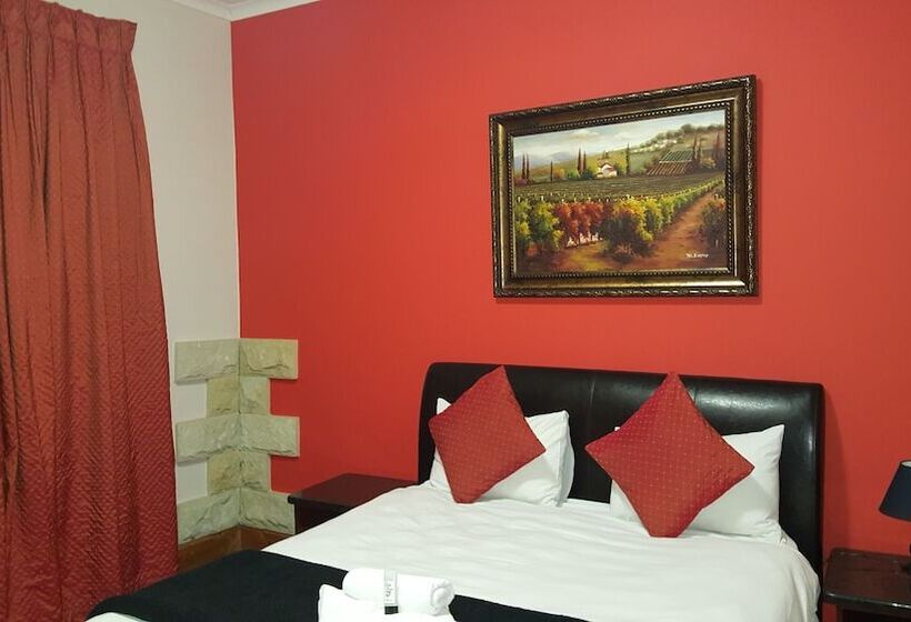 بنسيون Lala Dene Lodge