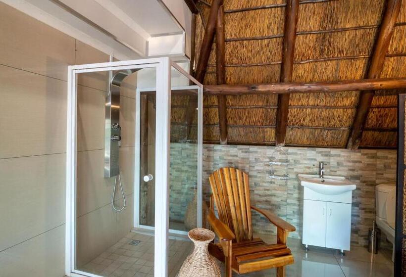 بنسيون Lala Dene Lodge