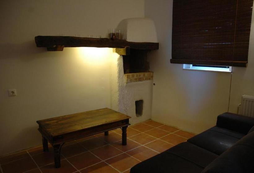 ペンション Lazy Days