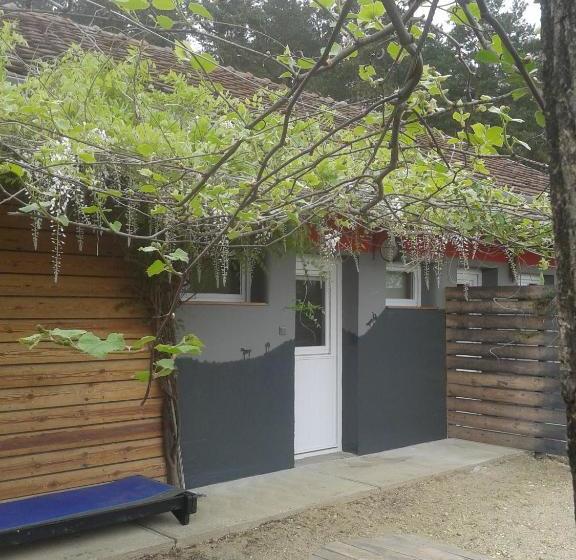 ペンション Lazy Days