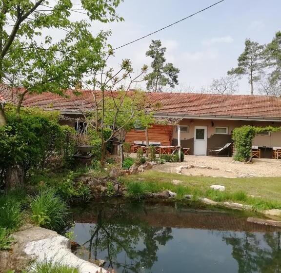 ペンション Lazy Days