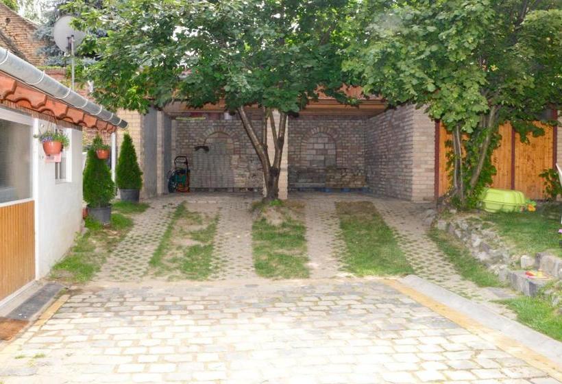 بنسيون Mediterrán Vendégház