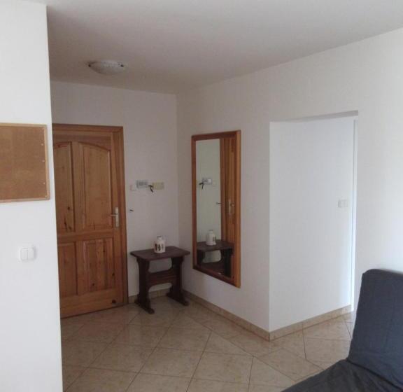 פנסיון Mediterrán Vendégház