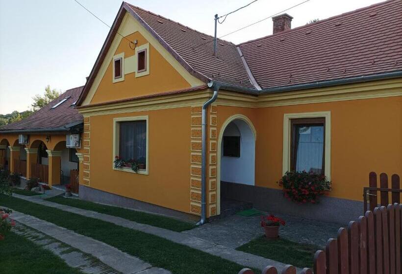 بنسيون Nádkunyhó Vendégház