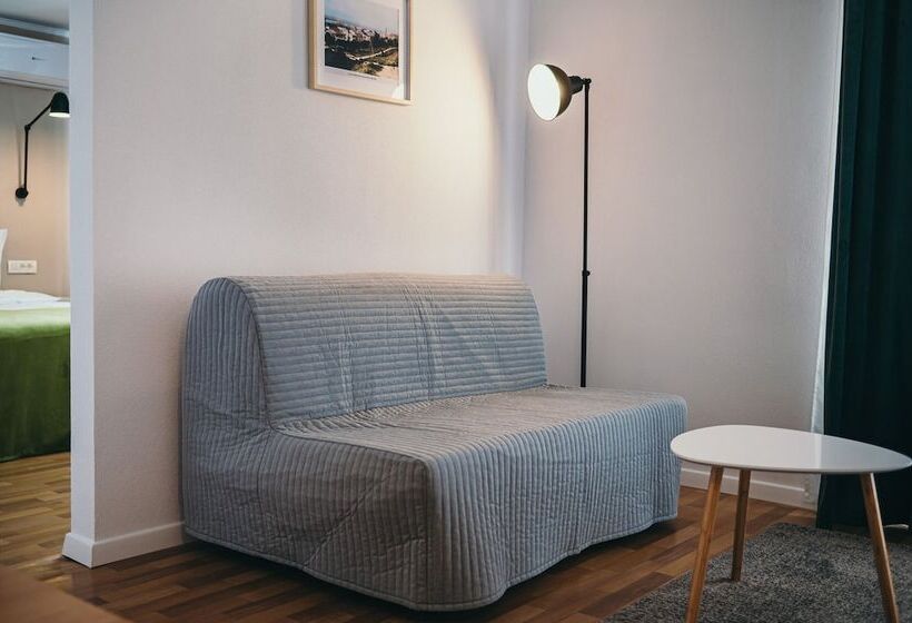 펜션 Nest Guesthouse