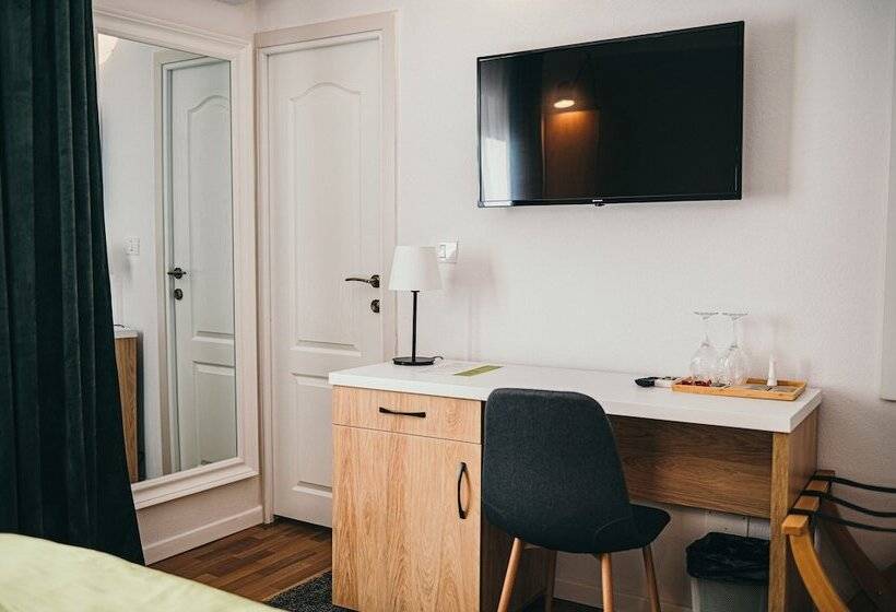 펜션 Nest Guesthouse