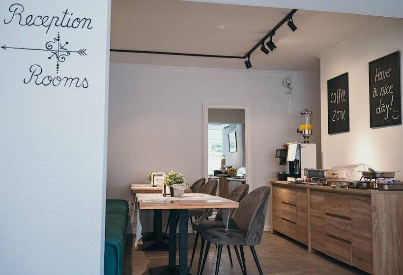 펜션 Nest Guesthouse