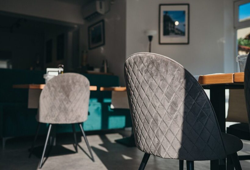 펜션 Nest Guesthouse