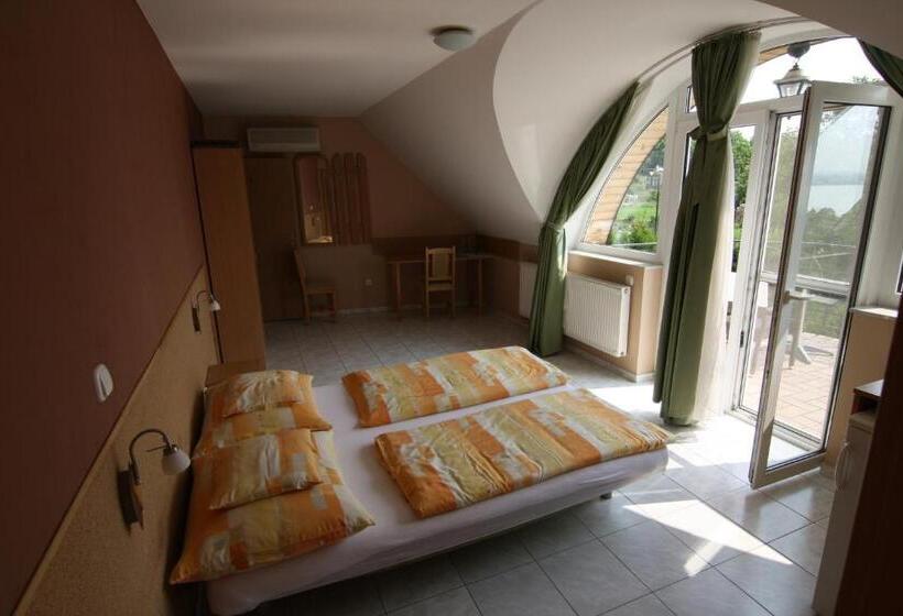 Пансион Návay Vendégház