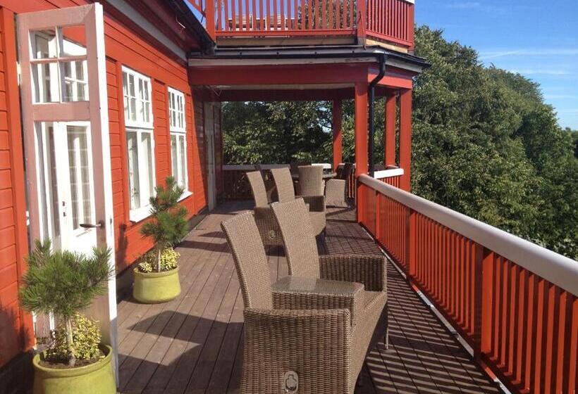 Пансион Ombergs Turisthotell